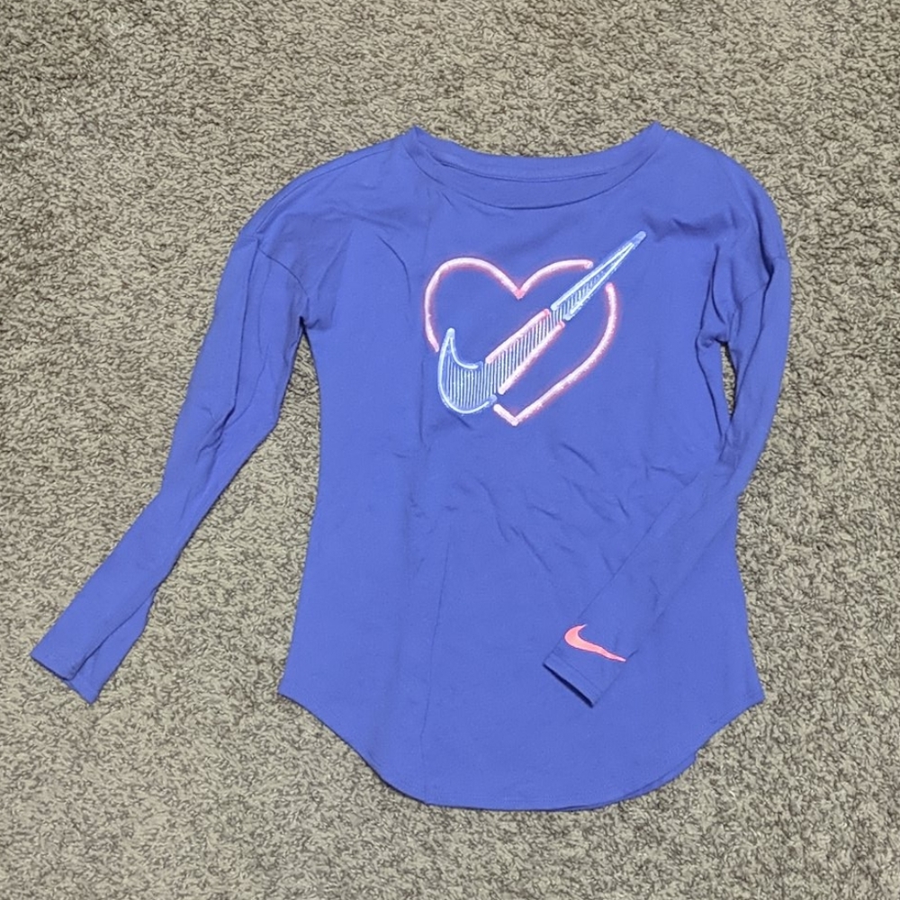 Girls long sleeve Nike shirt